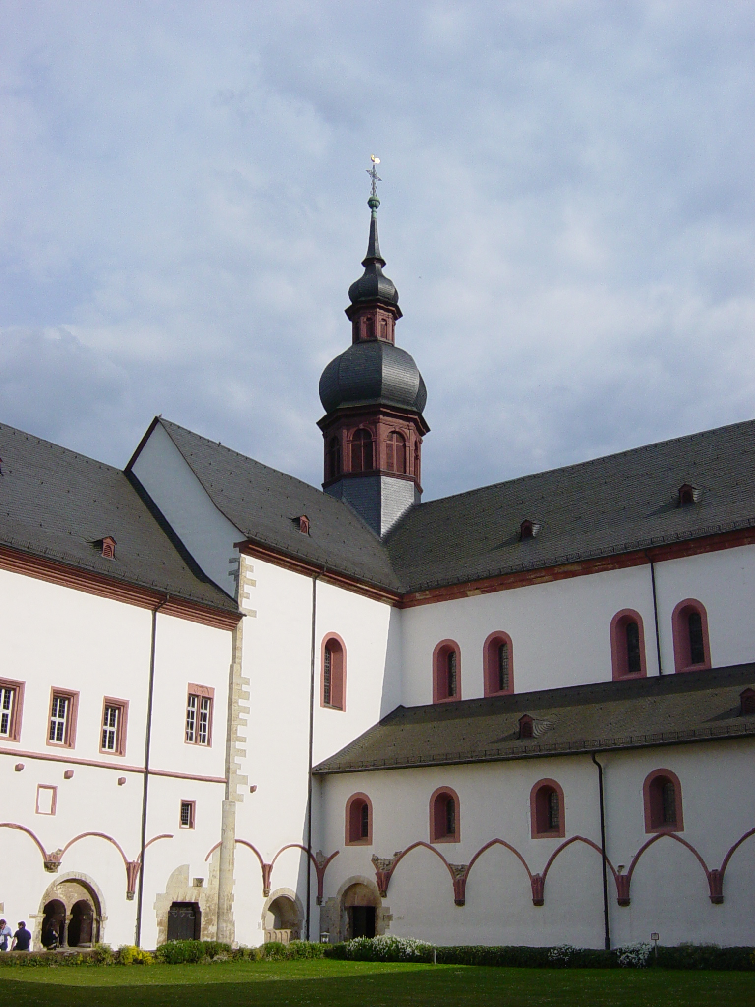 2007-05-05-10-Eberbach-Monastery.JPG
